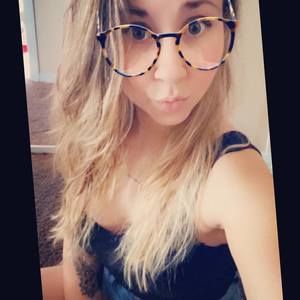 Meet your Posher, Felicia